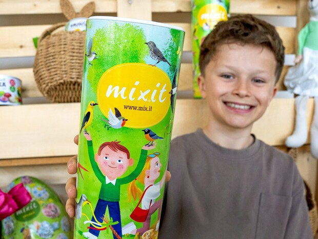 Mixit Velikonoce: Poznáte ptáčky na našem velikonočním tubusu?