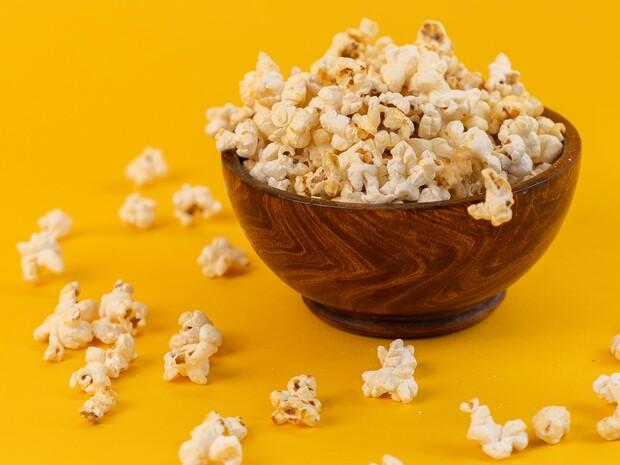 Popcorn al caramello, cannella e noci: come prepararlo?