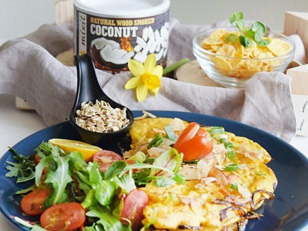 Wegański omlet z wędzonym kokosem