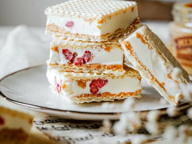 Domowe lody w wafelku