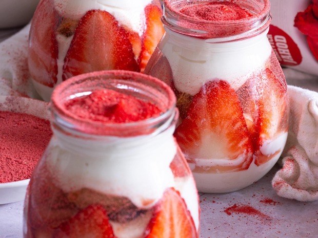 Dotyk lata: Delikatne truskawkowe tiramisu