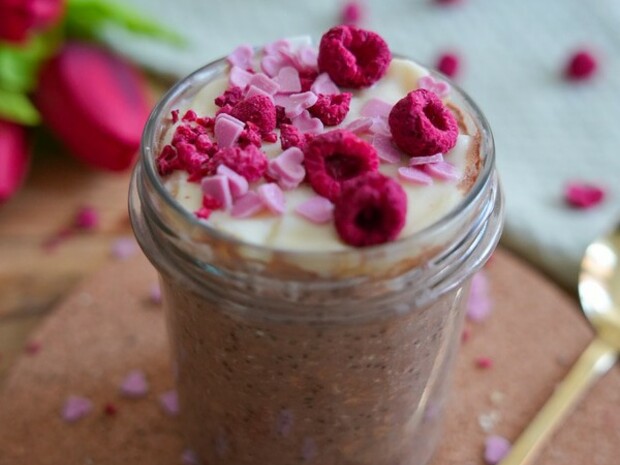 Overnight oats z białą czekoladą