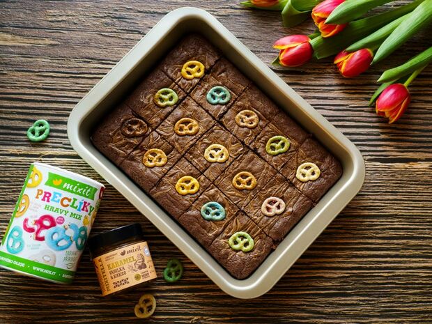 Brownies cu covrigei: Desertul de Paște pe care trebuie să-l încerci