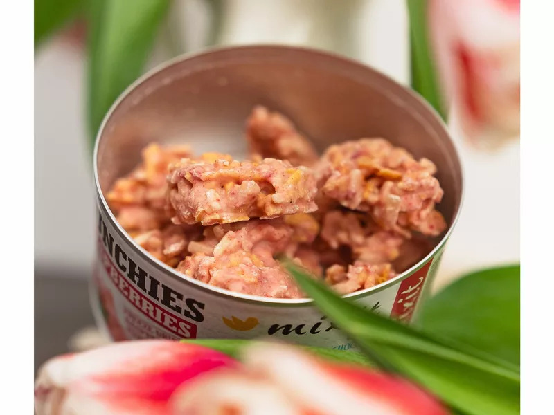 Mixit Valentýnská sada pro ženy s Mixit Crunchies bílou čokoládou, mandlemi a mrazem sušenými malinami
