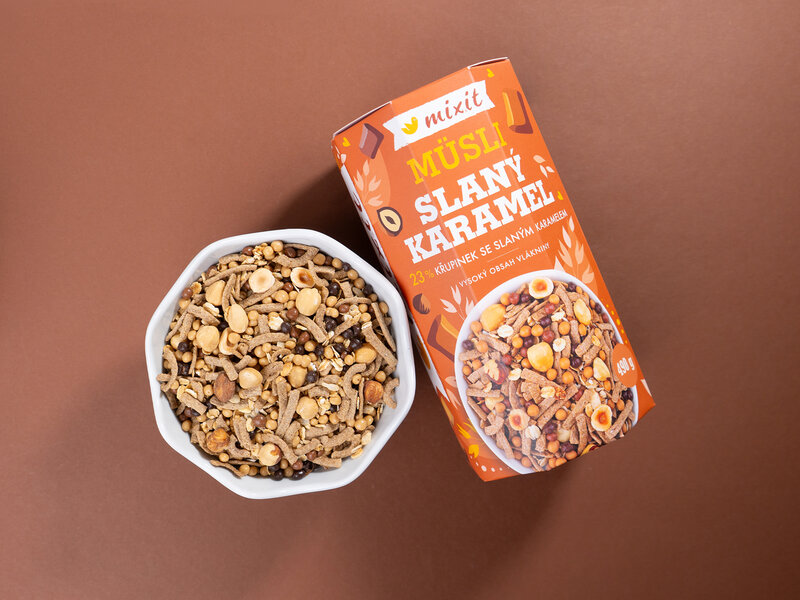 Pečený Mixit - Slaný karamel & lískové oříšky