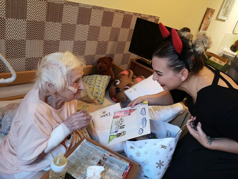Dar pro Nadační fond Úsměv seniorům
