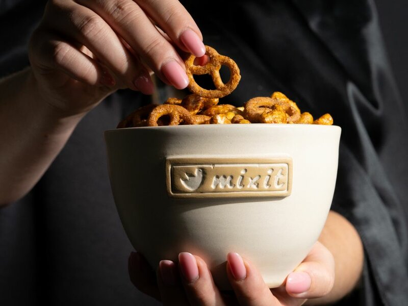 Mix hradního pána - Sýr, crunchy corn, oříšky a preclíky