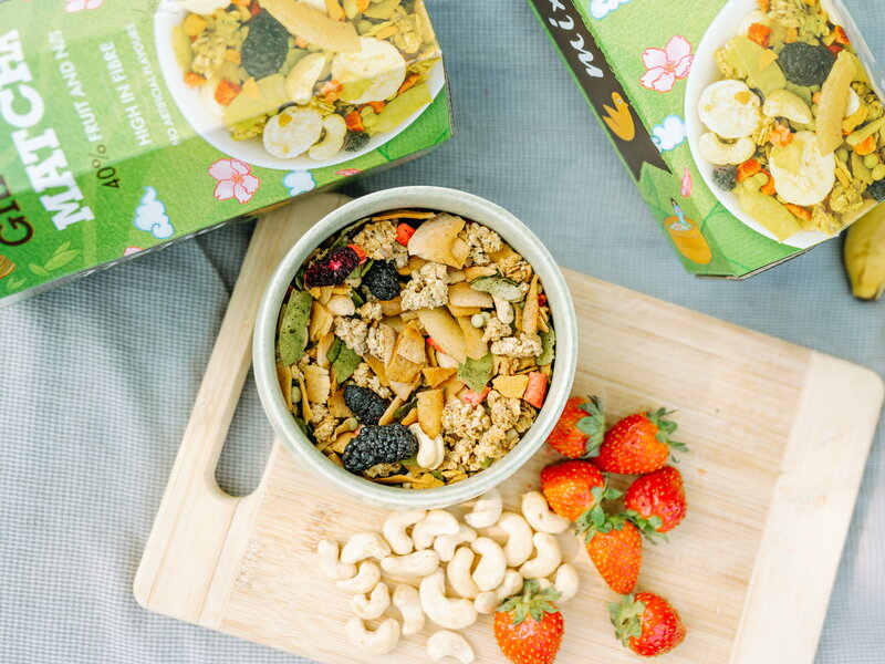 Granola z pece Moniky Leové – Matcha