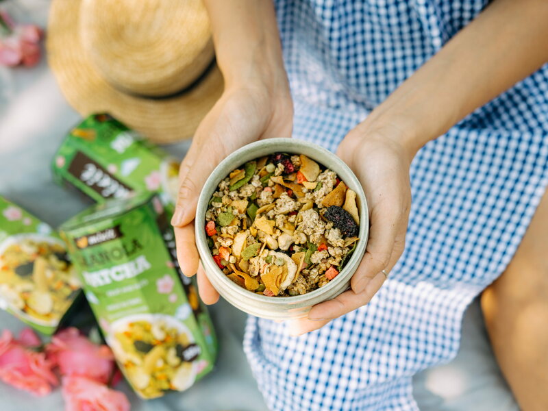 Granola z pece Moniky Leové – Matcha 