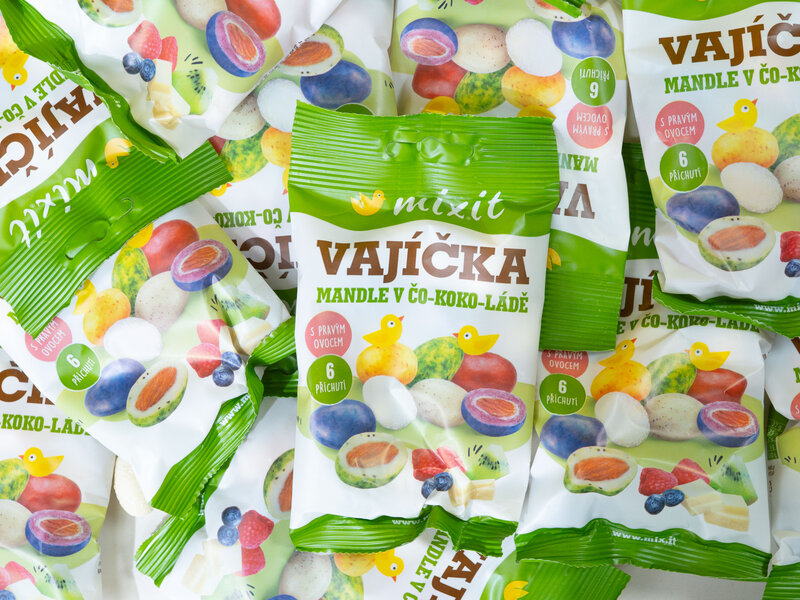 Velké Mixit vejce plné vajíček