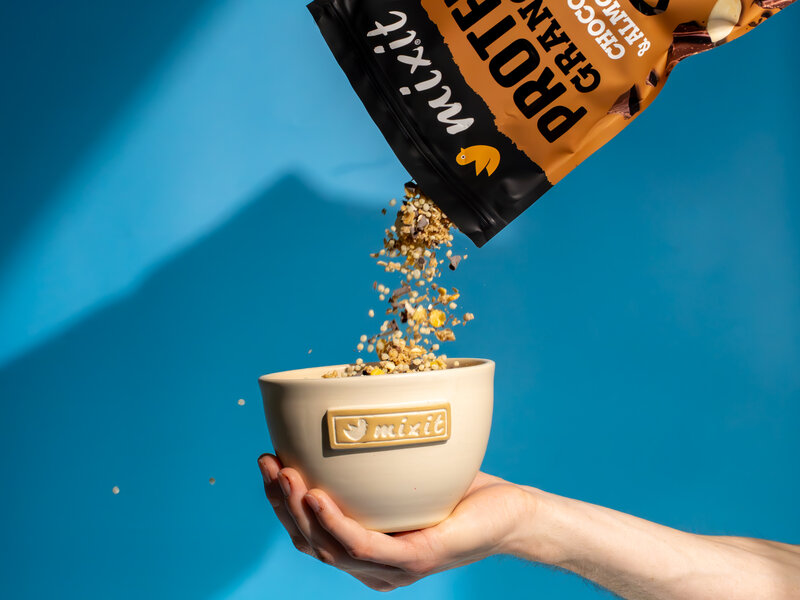 Granola protéinée au four – Chocolat et amandes format de poche