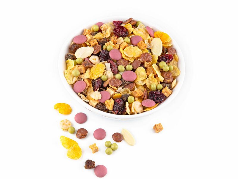 velikonoce mix müsli ovoce ořechy snídaně čokoláda