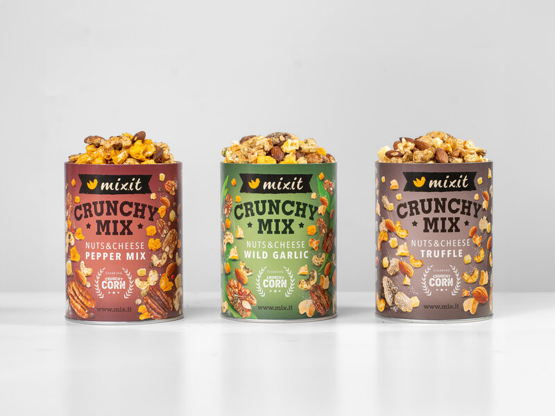 Crunchy mix – Sýr, crunchy corn a oříšky s barevným pepřem