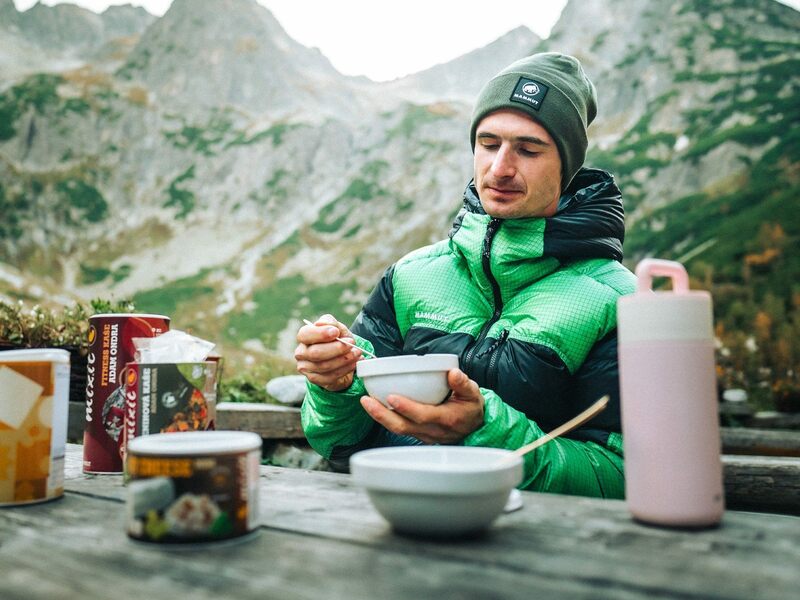Sada Adam Ondra Tatry snídaně Zeleninová kaše cheddar leicester křupavé sýry mixit svačina 