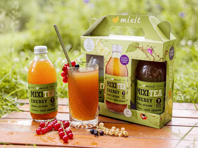 Mixitea čaj byliny energie pití nápoj láhev maté guarana