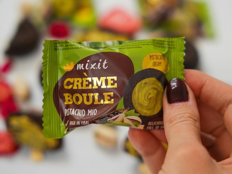 Crème boule - pisztáciakrém datolya réteggel (20 db)