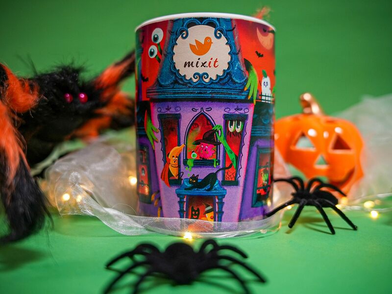 Halloween sviatok strašidlá sladkosti odmena výslužka