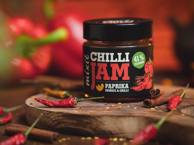 sladký chilli džem paprika skořice dip krekry sýr burger grilování