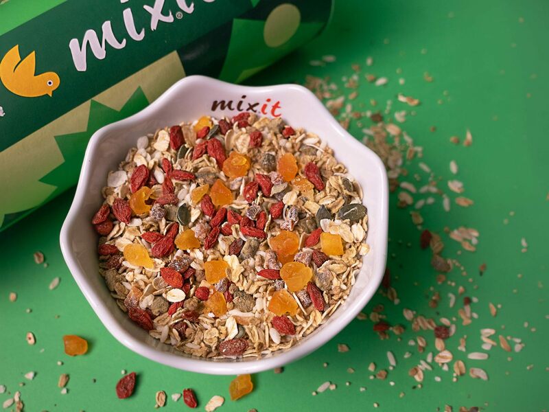 Detox müzli, matcha tea