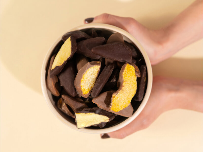 Křupavé mango a broskev v čokoládě
