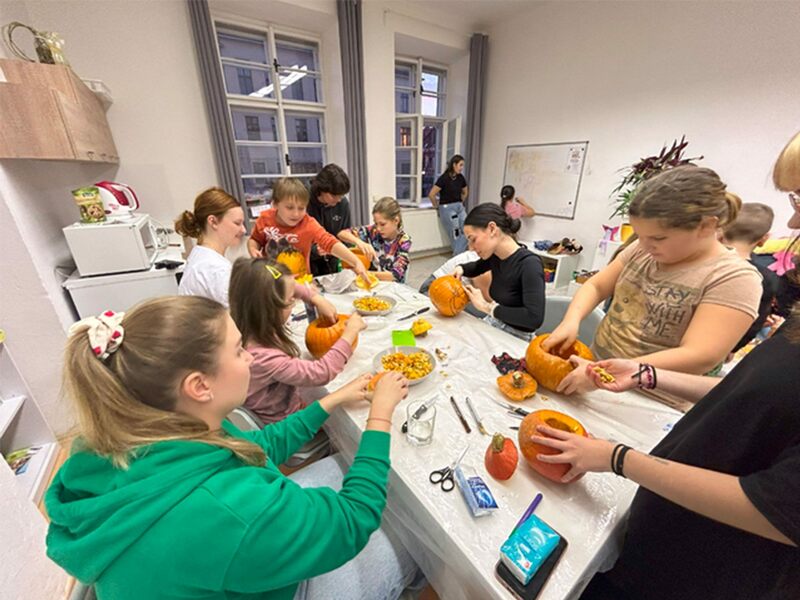Dar pro charitativní projekt Pomozte dětem