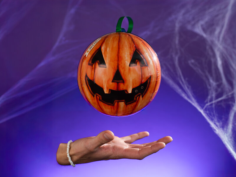 Boule d’Halloween pleine de gourmandise