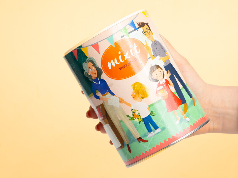 Tube de gourmandises pour les maîtres et maîtresses