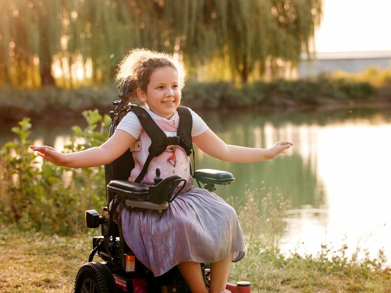 Dar pro Ninu na potřebné rehabilitace