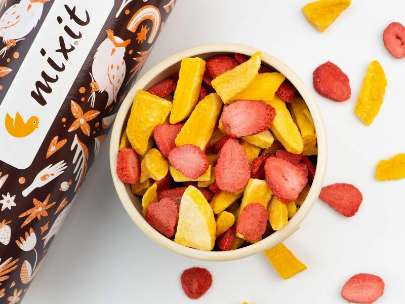 Velké křupavé ovoce – Mango a jahoda	