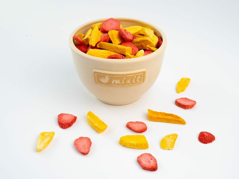 Große Knusperfrüchte - Mango-Erdbeere
