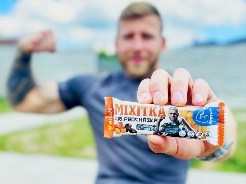 Proteinová Mixitka Jirky Procházky – Slaný karamel a čokoláda