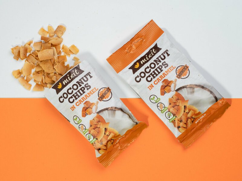 Mixit kokosové chipsy do kapsy – Karamel
