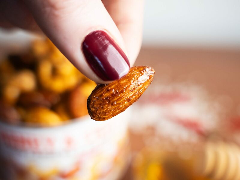 Oříšky z pece - med a chilli